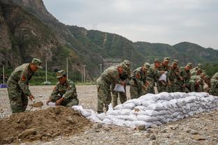 西甲-巴萨1-0马洛卡暂升第二 16岁亚马尔世界波+中框拉菲伤退